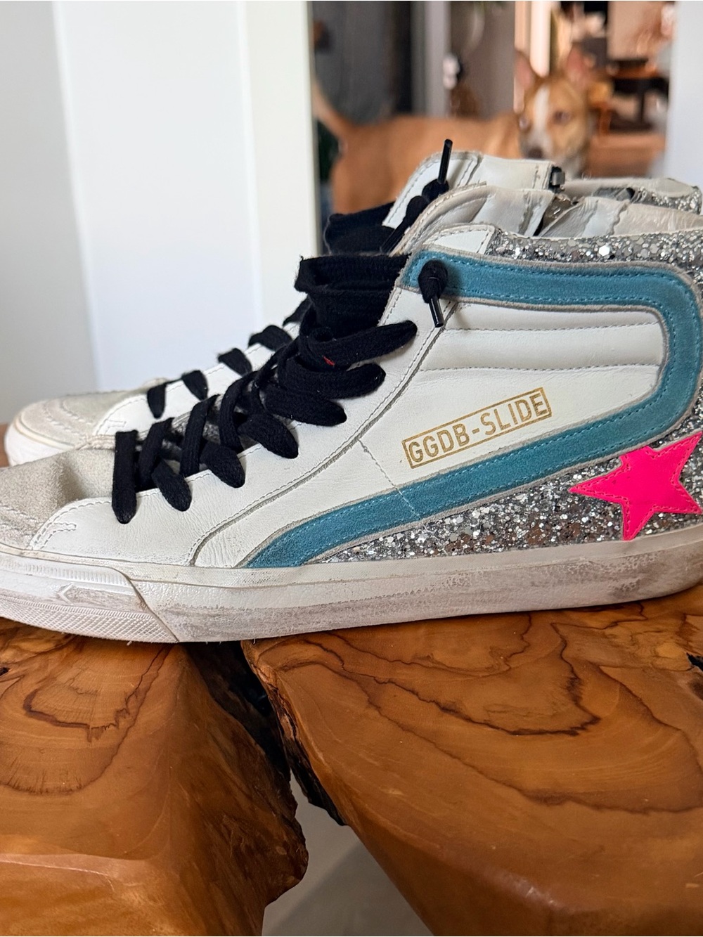 Golden Goose GGB Slide High Top
Sneakers Silver Glitter Turquoise
Pink Star